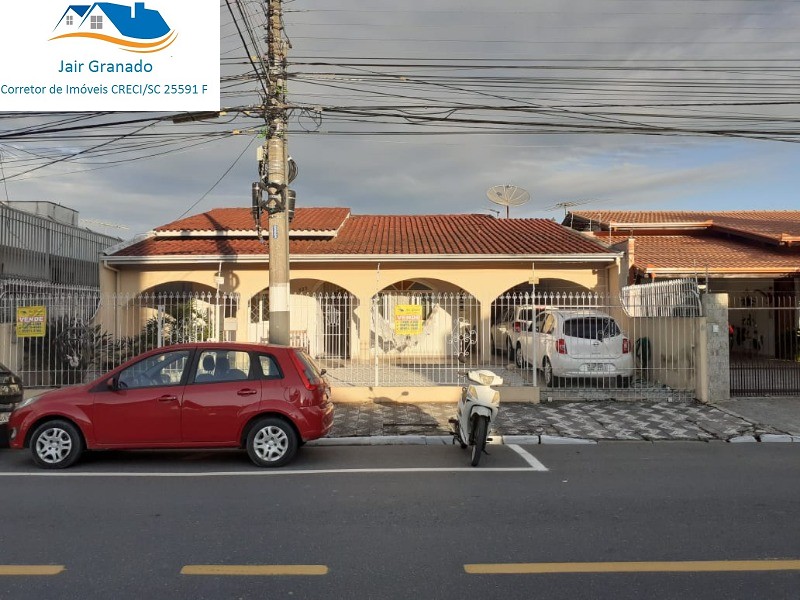 Linda Casa em Balneário Camboriú próximo ao shopping