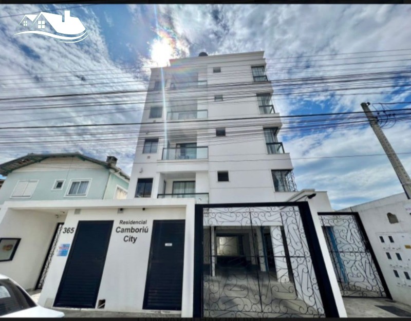 Apartamento em Camboriú no bairro Santa Regina Semi Mobiliado