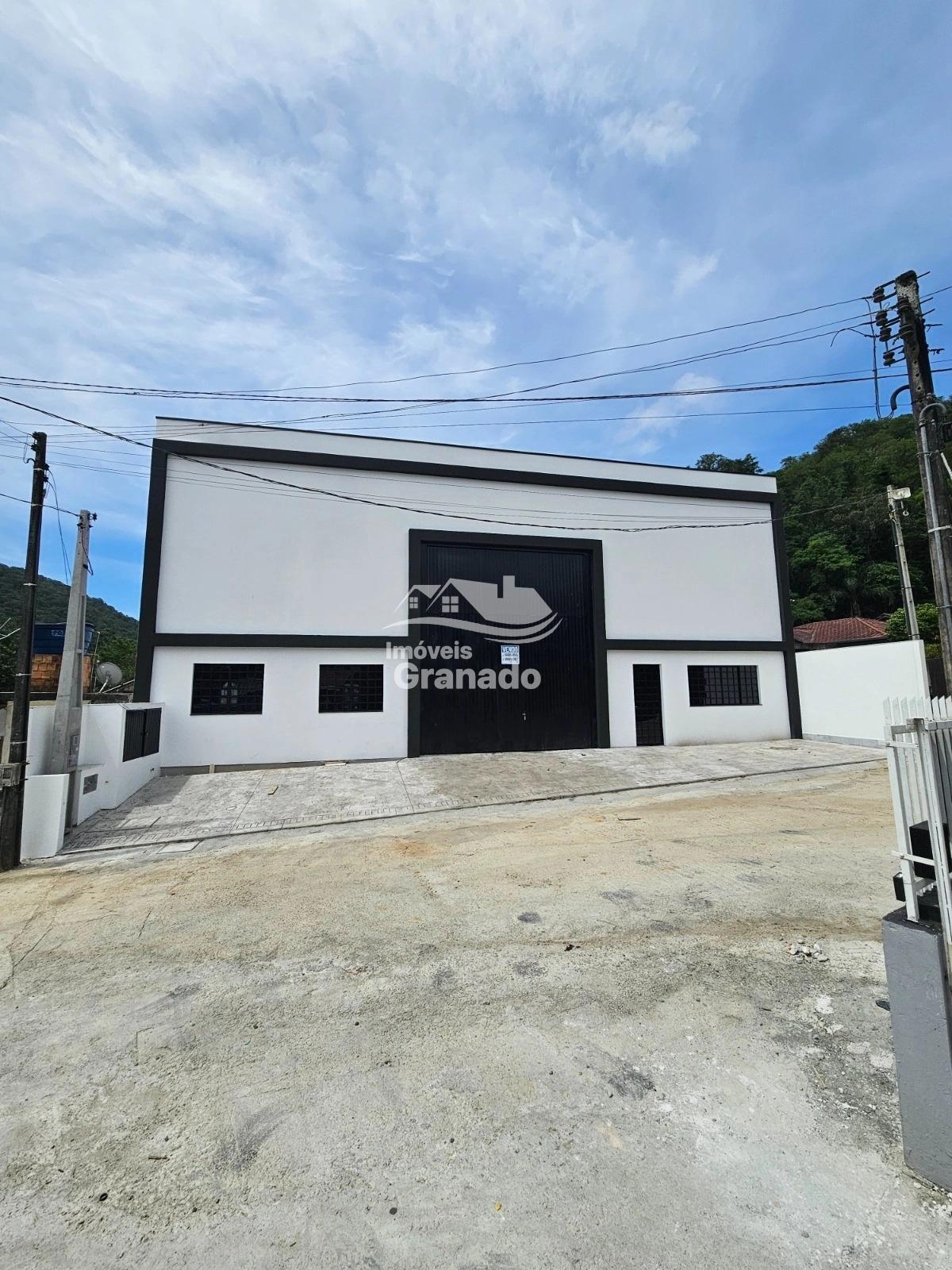 Galpão à venda, 632,50 m  no bairro RIO PEQUENO, CAMBORIU - SC