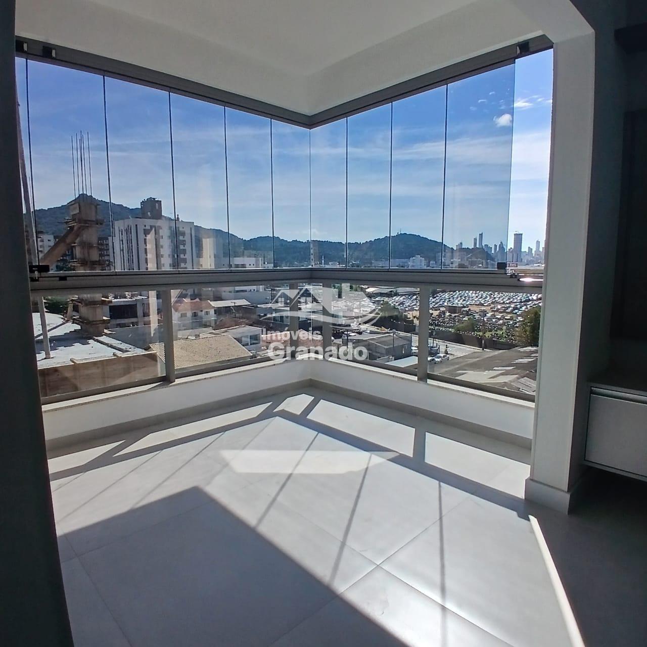 Apartamento com 2 dormitórios para locação, TABULEIRO, CAMBORIU - SC