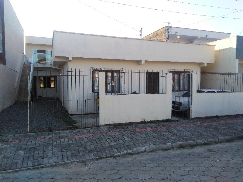 Casa com 6 dormitórios à venda, SANTA REGINA, CAMBORIU - SC