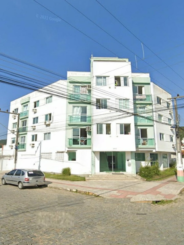 Apartamento em Camboriú com 02 dormitórios no bairro São Francisco de Assis