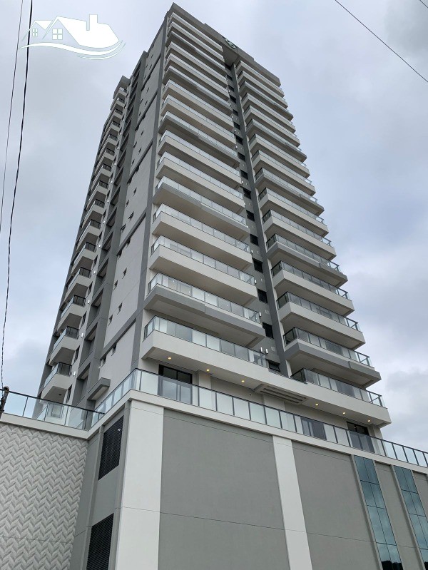 Lindo Apartamento em Itajaí no bairro Fazenda com 02 suítes