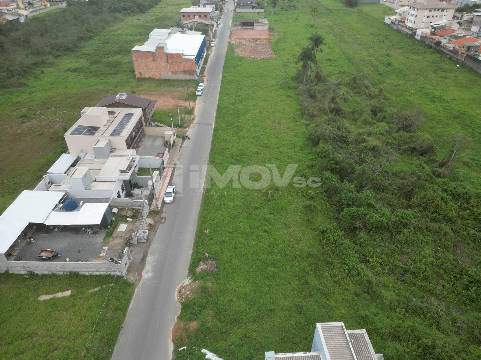 VENDE-SE ÁREA 2.400 m2 NO BAIRRO MURTA, ITAJAÍ SC