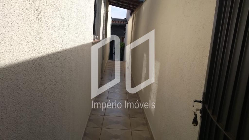 Casa à venda com 3 quartos, 179m² - Foto 11