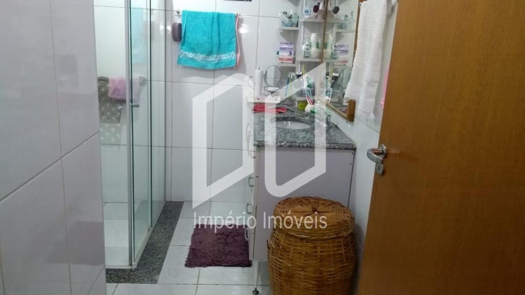 Casa à venda com 3 quartos, 179m² - Foto 16