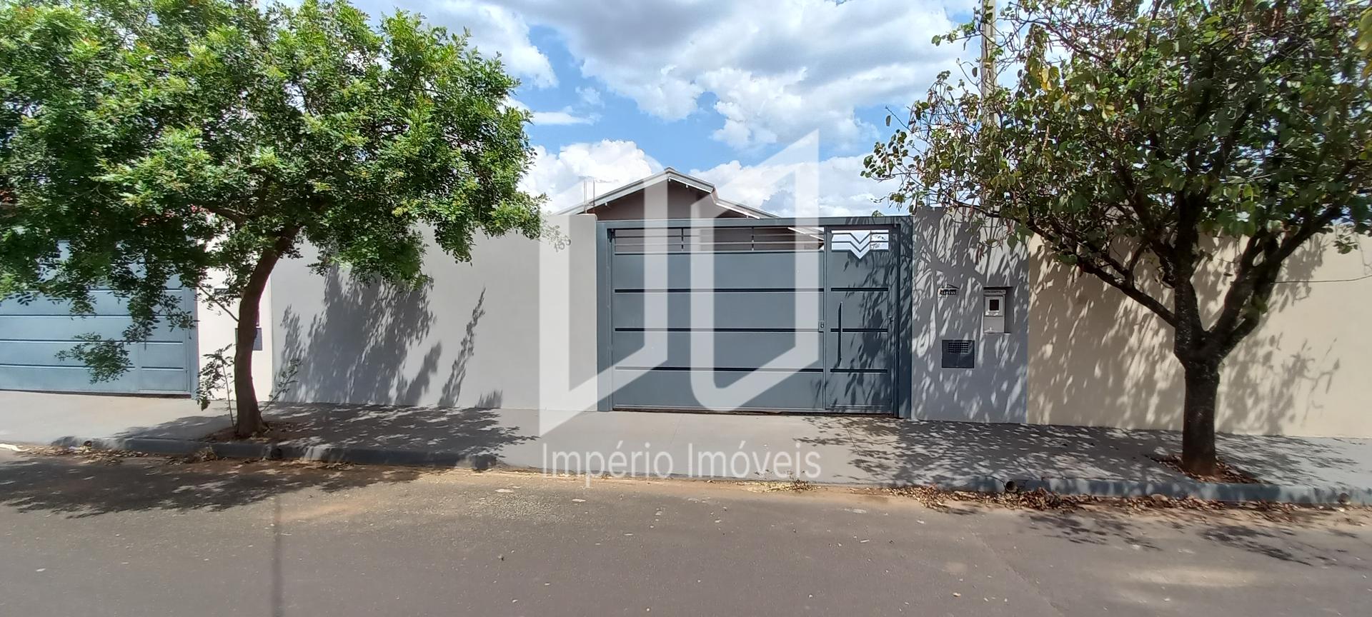 Casa à venda por R$ 270.000,00 - 2 Dormitórios, Jd Sta. Therez...