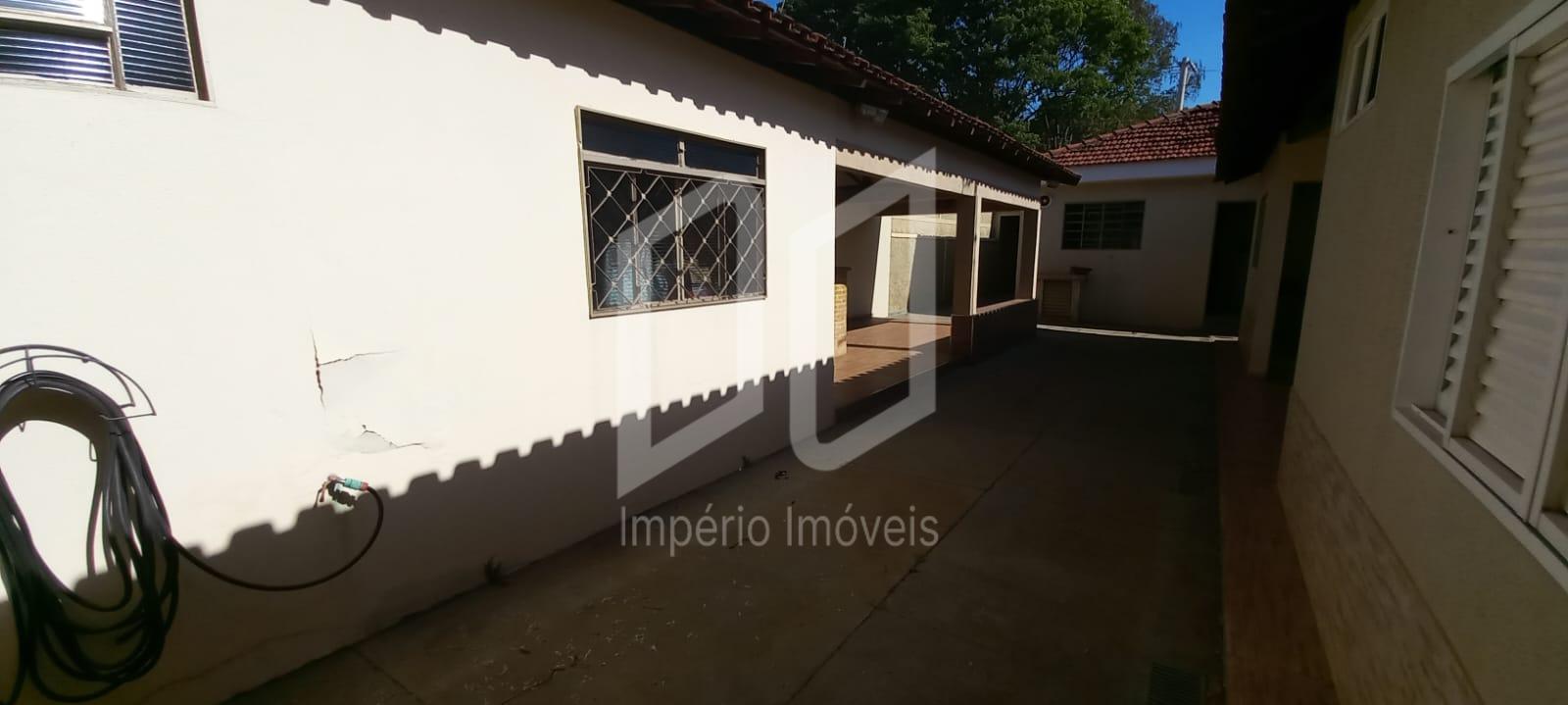 Casa à venda com 2 quartos, 186m² - Foto 26