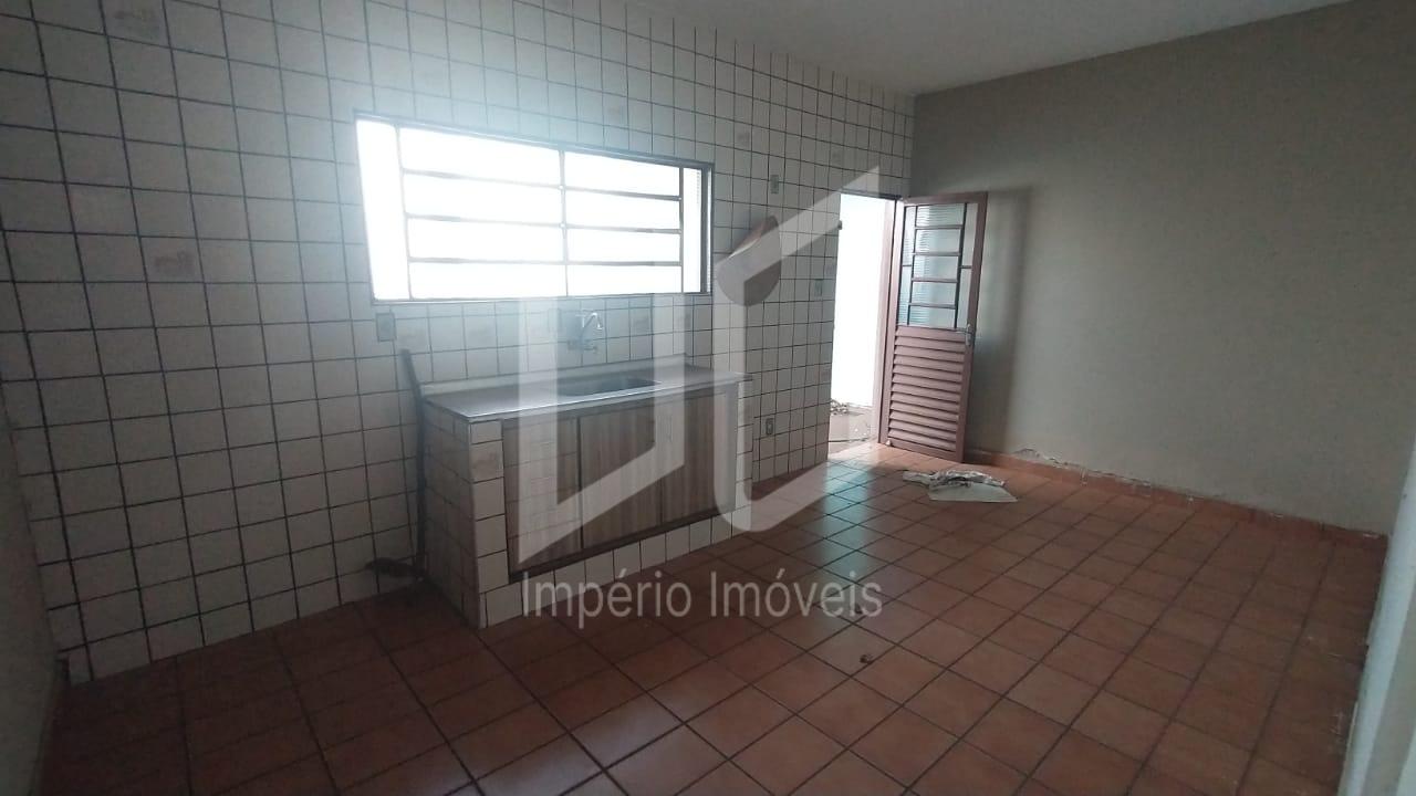 Casa à venda com 2 quartos, 156m² - Foto 5