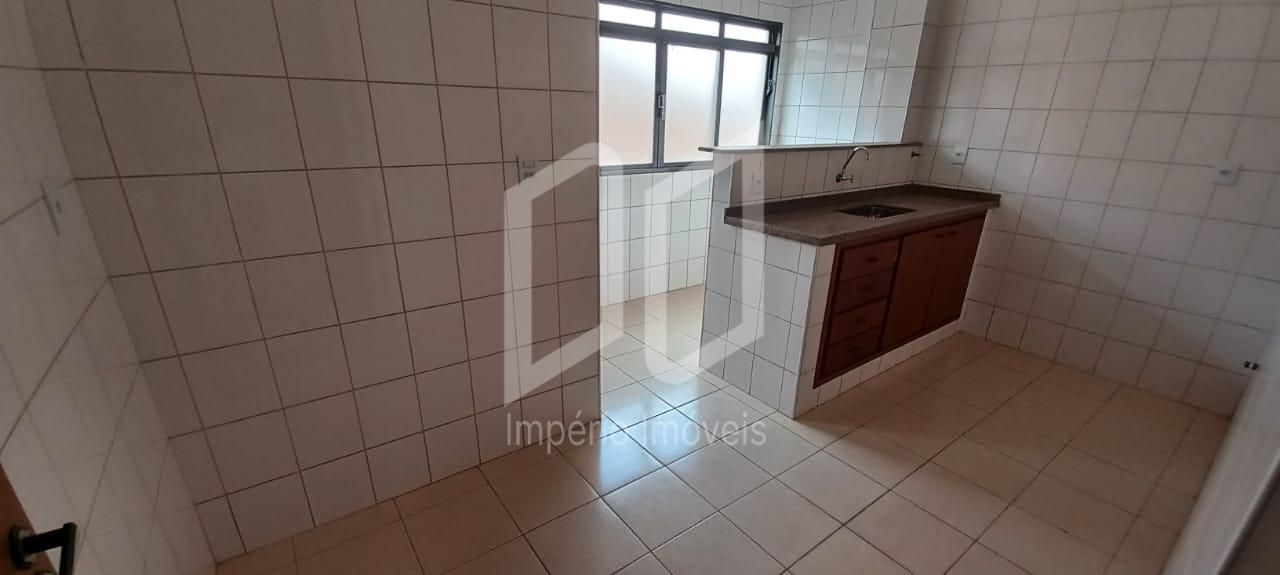 Apartamento para alugar com 2 quartos, 98m² - Foto 4