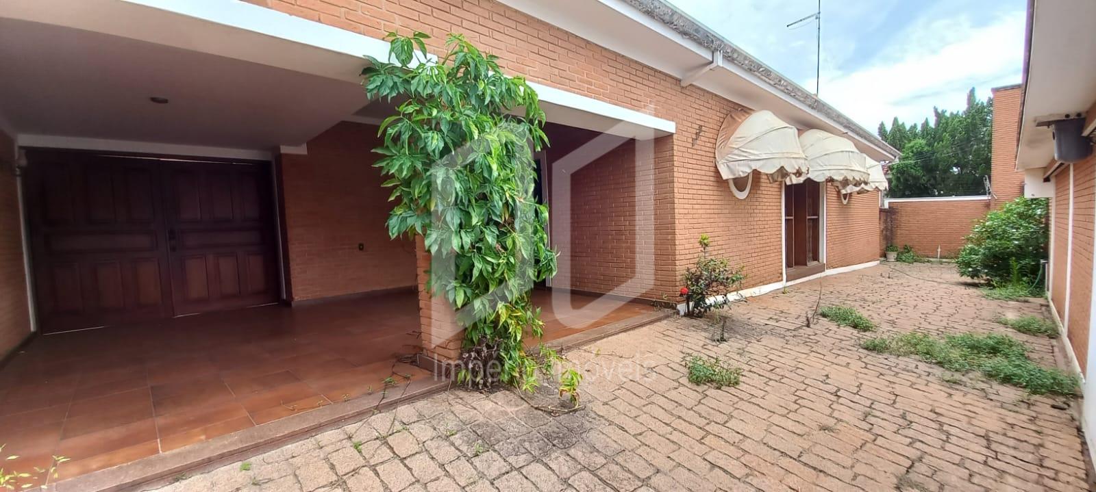 Casa para Venda ou Locação, 04 Dormitórios, Av. São José, Cent...