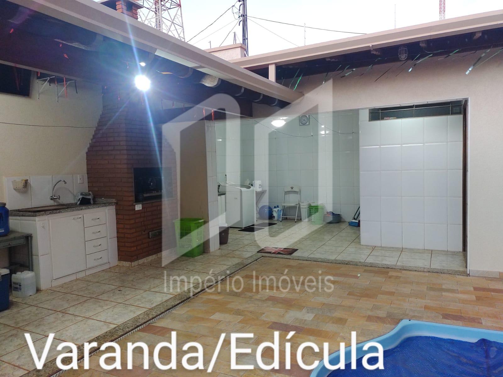 Casa à venda, 3 Dormitórios, Piscina, Churrasqueira, Rua Bahia...