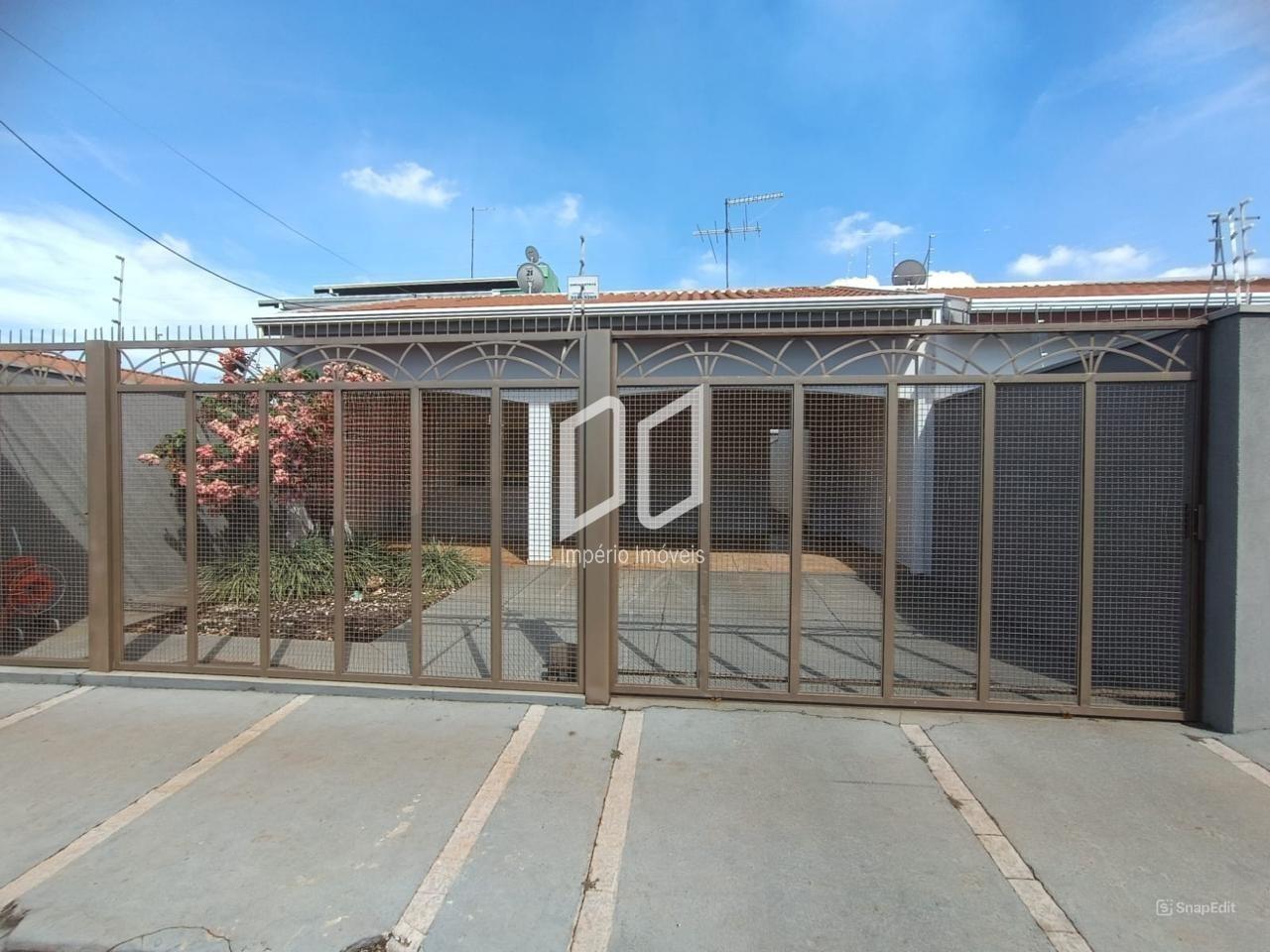 Casa à venda, 3 Dormitórios, Av. Paulo Pereira Ayres, Jardim A...