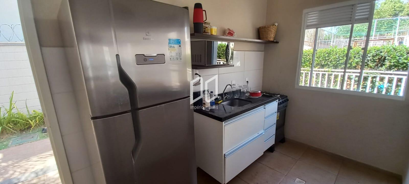 Apartamento à venda com 2 quartos, 40m² - Foto 21