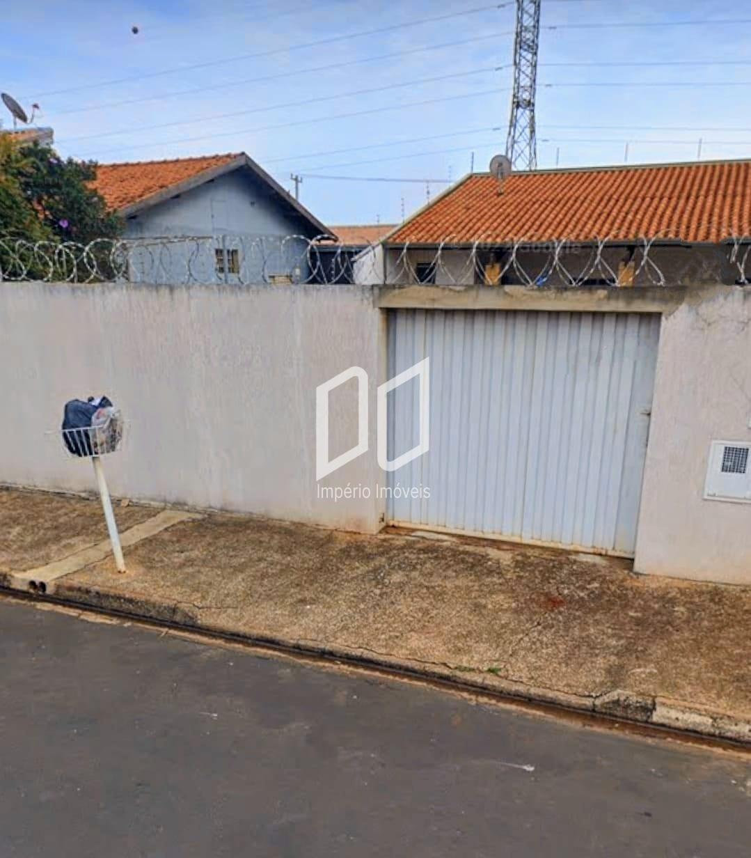 Casa à venda com 1 quarto, 61m² - Foto 2