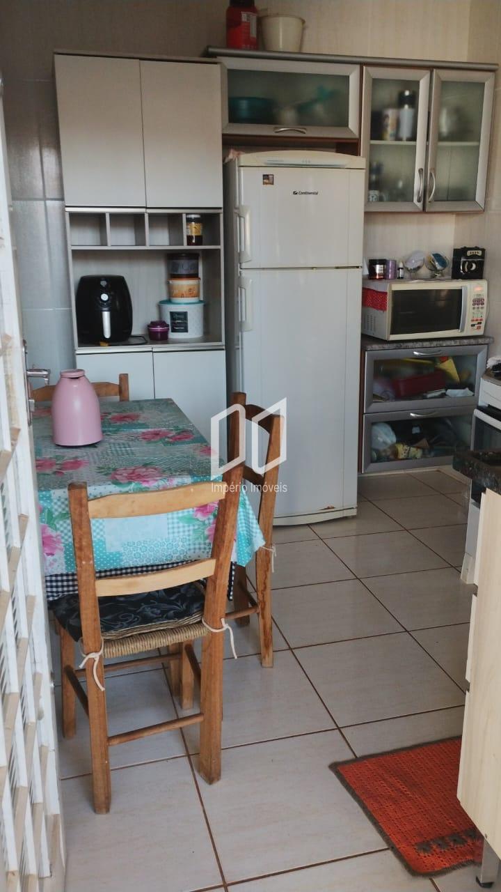 Casa à venda com 1 quarto, 61m² - Foto 7