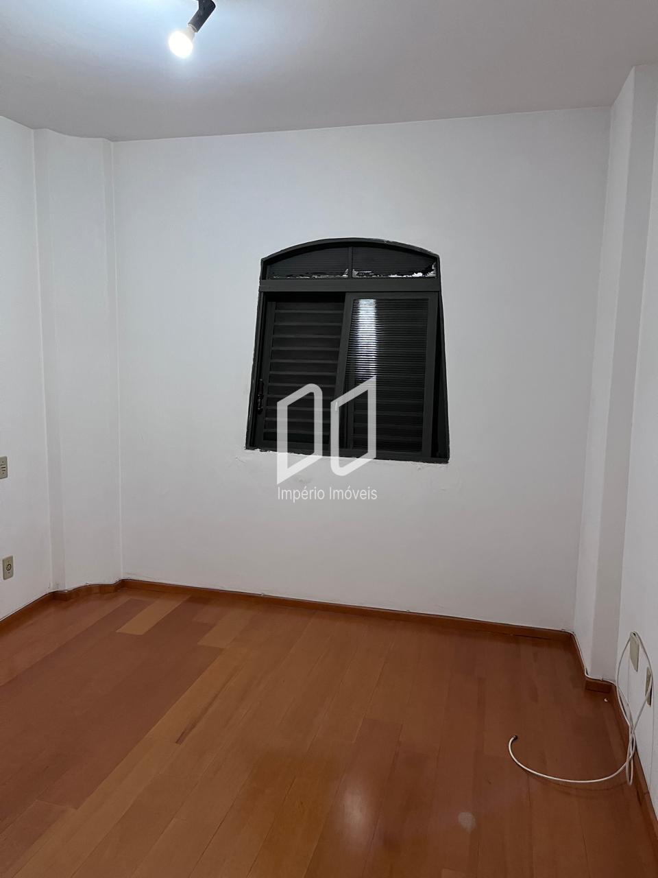 Apartamento à venda com 2 quartos, 84m² - Foto 11