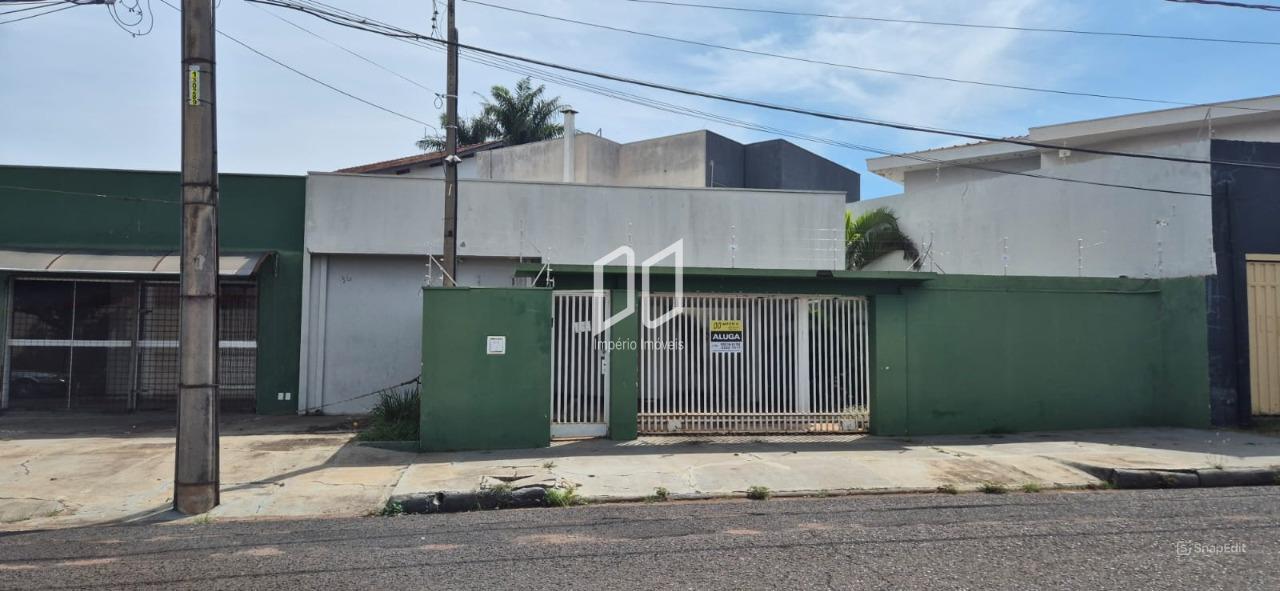 Casa para alugar com 4 quartos, 251m² - Foto 3