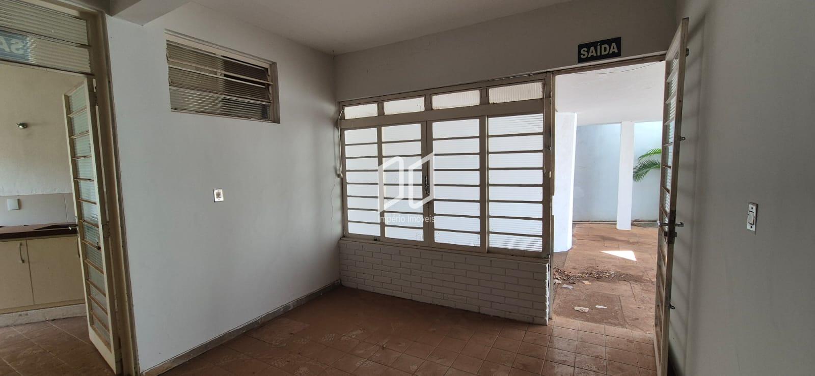 Casa para alugar com 4 quartos, 251m² - Foto 14