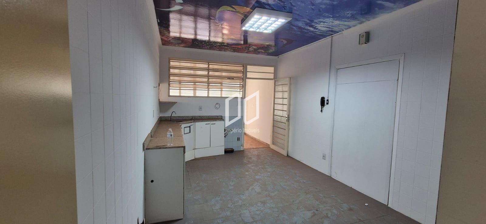 Casa para alugar com 4 quartos, 251m² - Foto 15