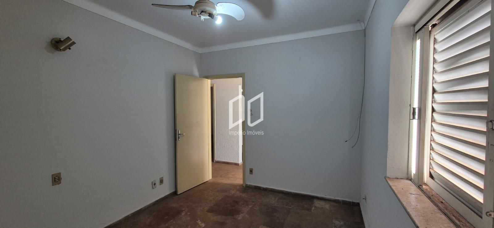 Casa para alugar com 4 quartos, 251m² - Foto 16