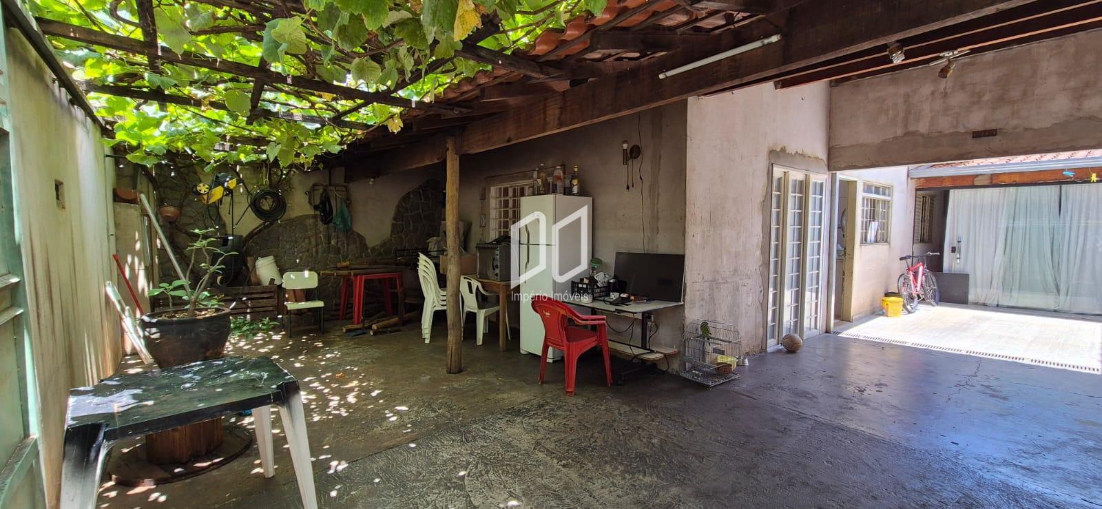 Casa à venda, 2 Dormitórios, R  250.000,00, Rua Isidoro Bitio ...