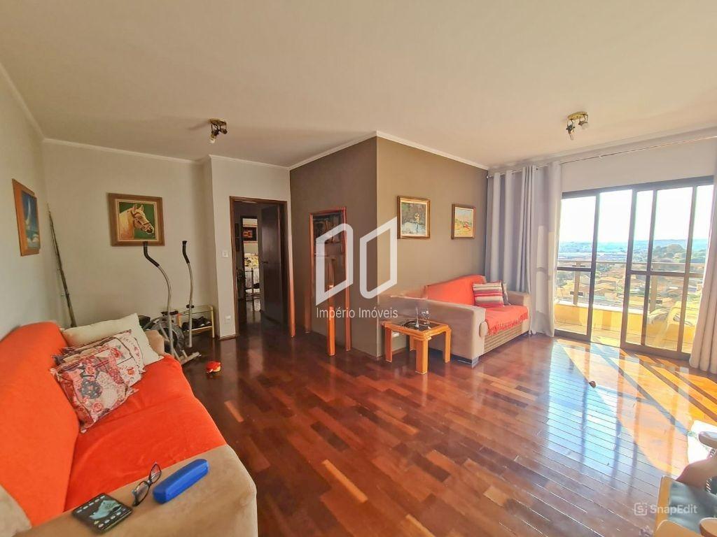 Apartamento à venda com 3 quartos, 140m² - Foto 4