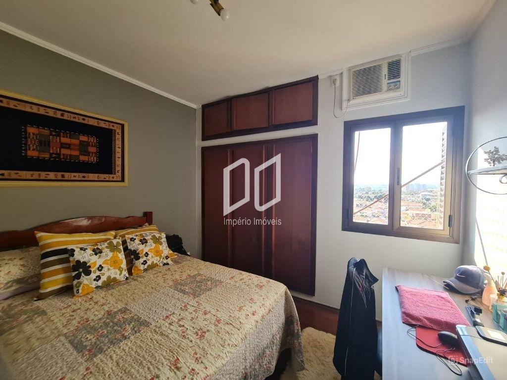 Apartamento à venda com 3 quartos, 140m² - Foto 18