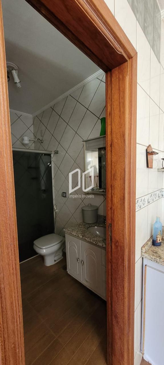 Casa à venda com 3 quartos, 242m² - Foto 14