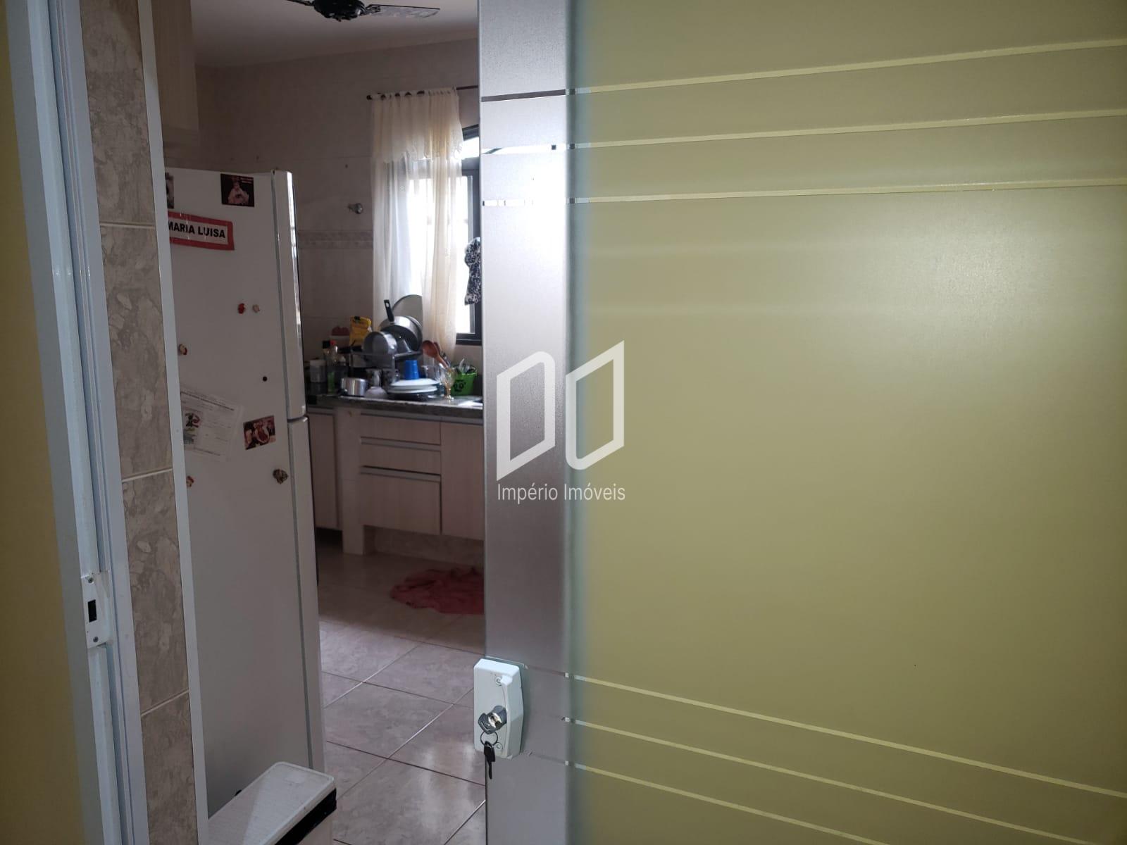 Casa à venda com 3 quartos, 296m² - Foto 13