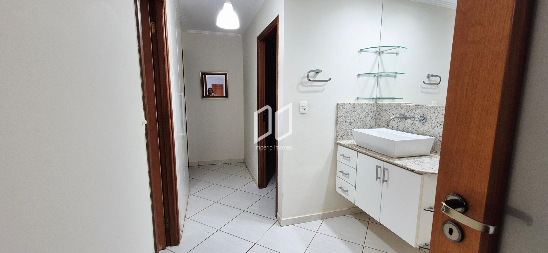 Apartamento para alugar com 3 quartos, 128m² - Foto 7