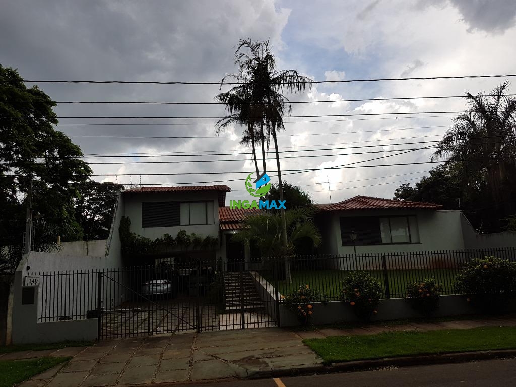 Casa na Zona 04 com 04 suítes, proxima ao Country Club e AABB1
