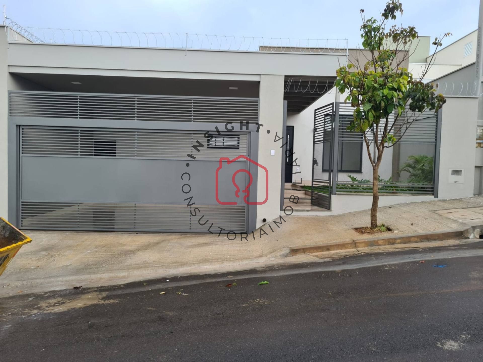 Casa Para Vender com 3 quartos sendo 1 su?tes no bairro Jardim...