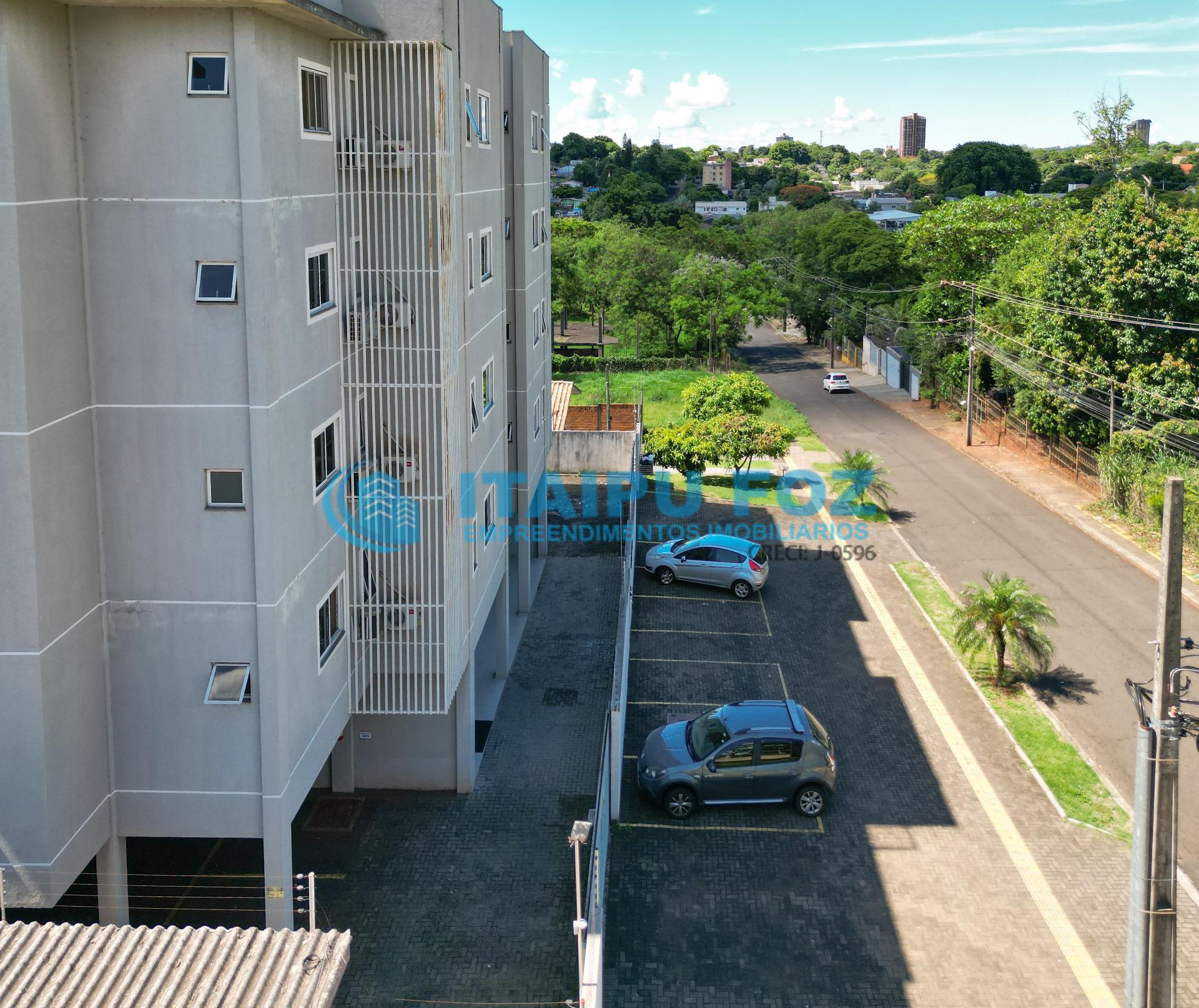 Apartamento à venda, Jardim Renato Festugato, FOZ DO IGUACU - PR