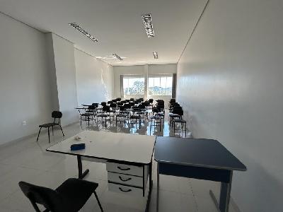 SALA COMERCIAL NO TÉRREO,  AV. JULIO ASSIS CAVALHEIRO, CENTRO,  F. BELTRÃO - PR - Jean Imóveis