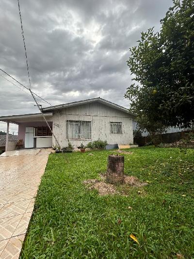 Terreno á venda com casa de madeira no bairro Marrecas em Francisco Beltrao - PR - Jean Imóveis
