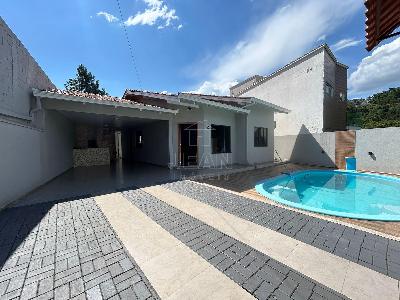 Casa á venda com piscina no bairro Industrial, Francisco Beltrão - PR - Jean Imóveis