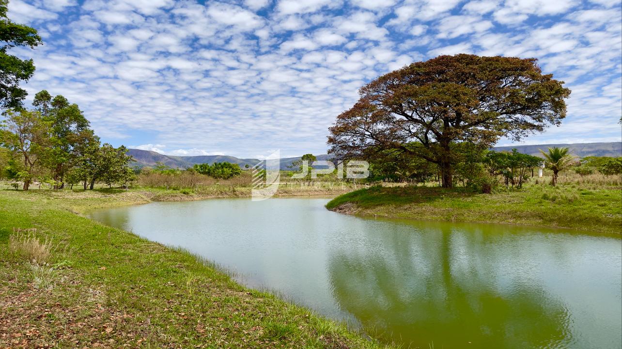 Formosa - GO - Área Espetacular em frente a Cachoeira do Itiquira