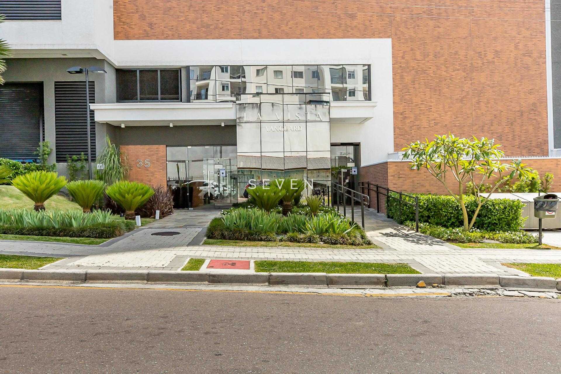 Apartamento 2 quartos semi-mobiliado à venda, por R  655.000,0...