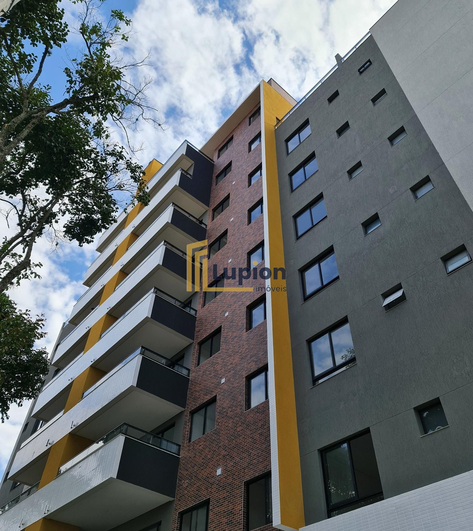 Apartamento à venda 3 quartos com suíte no bairro Água Verde, ...