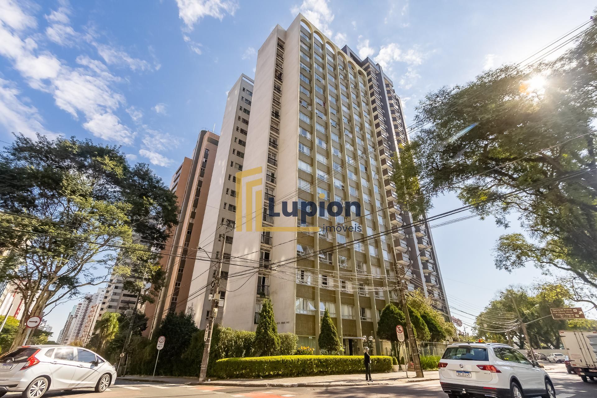 Apartamento à venda, 3 quartos com suíte em frente a praça da ...