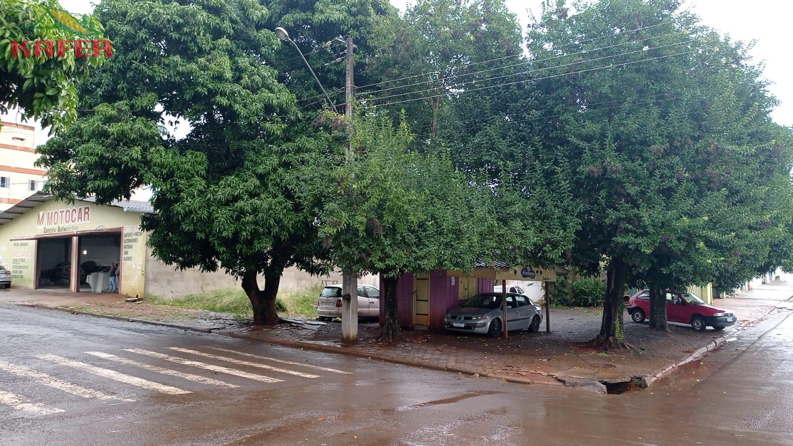 TERRENO Á VENDA - CENTRO - CAPANEMA PR