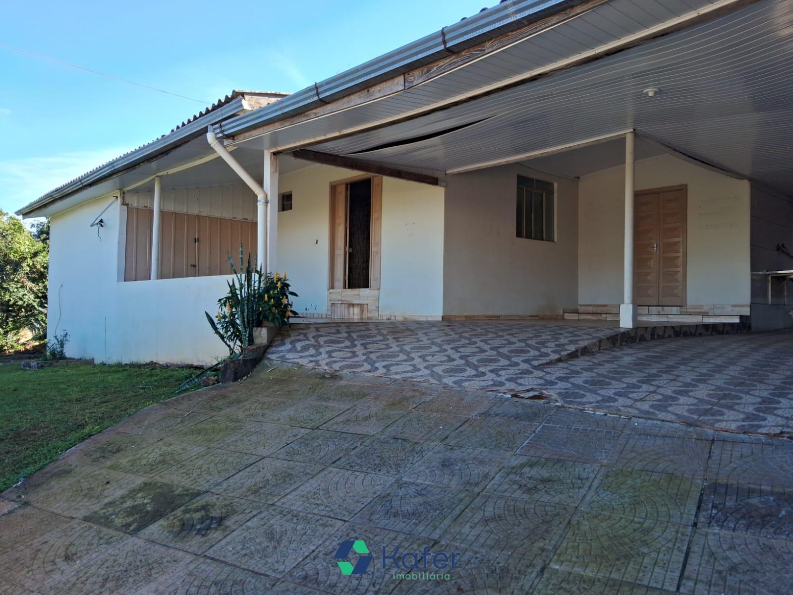 CASA Á VENDA - CENTRO - CAPANEMA PR