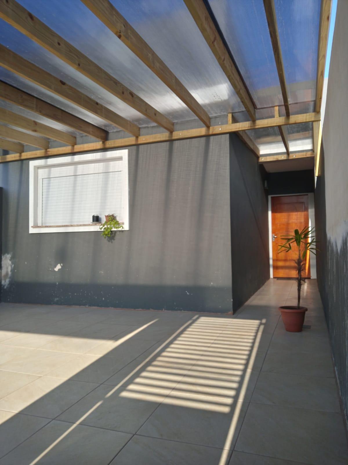 Excelente casa à venda no Residencial Amarilis, Laranjal, PELOTAS - RS