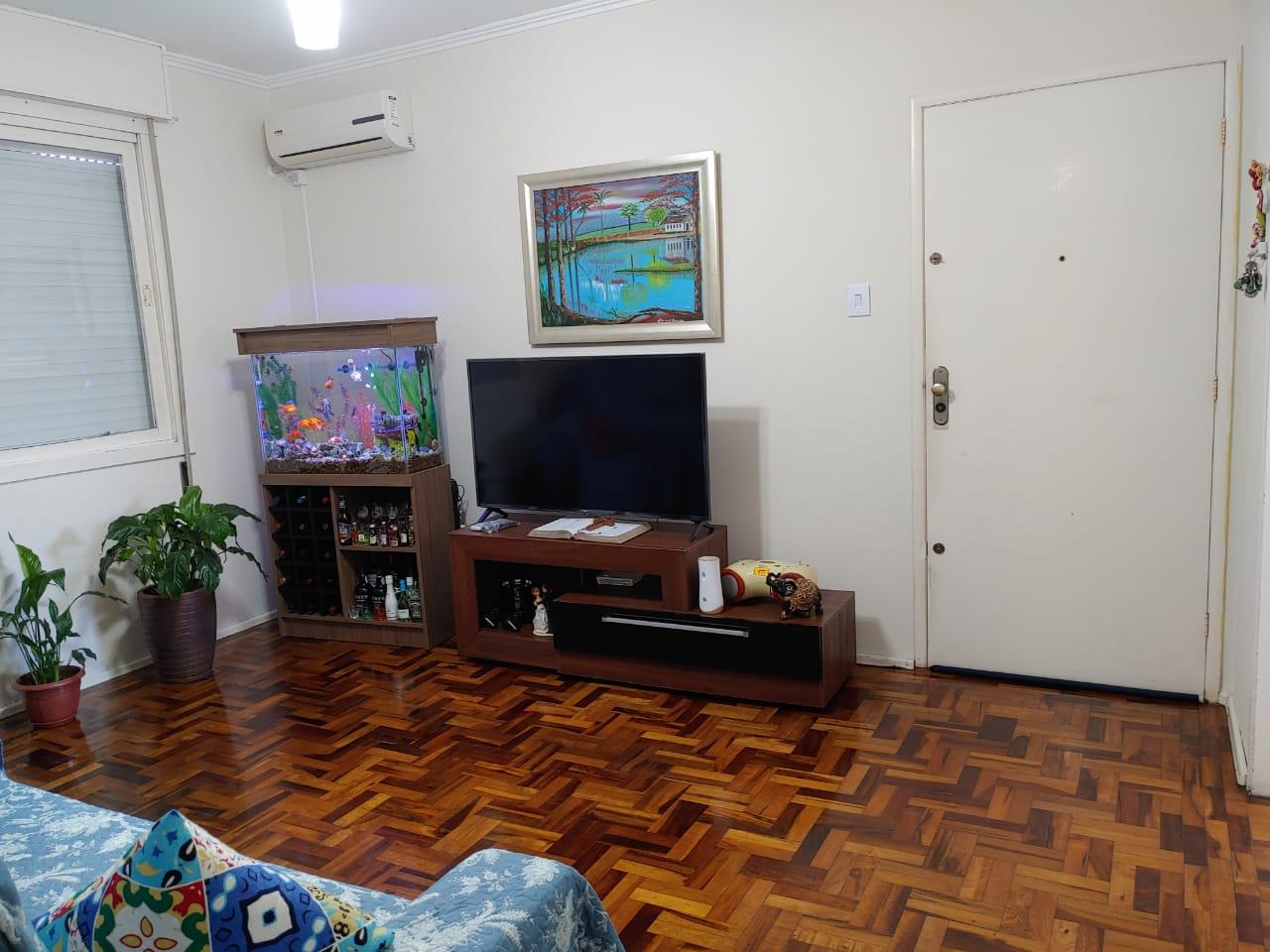 Apartamento à venda com três dormitórios, Centro, PELOTAS - RS