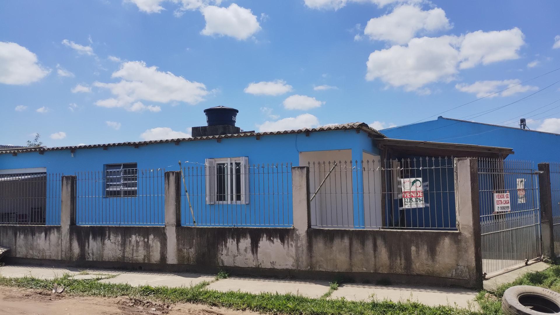 Vendo ótima casa com dois dormitórios no Bairro Fragata em Pelotas RS