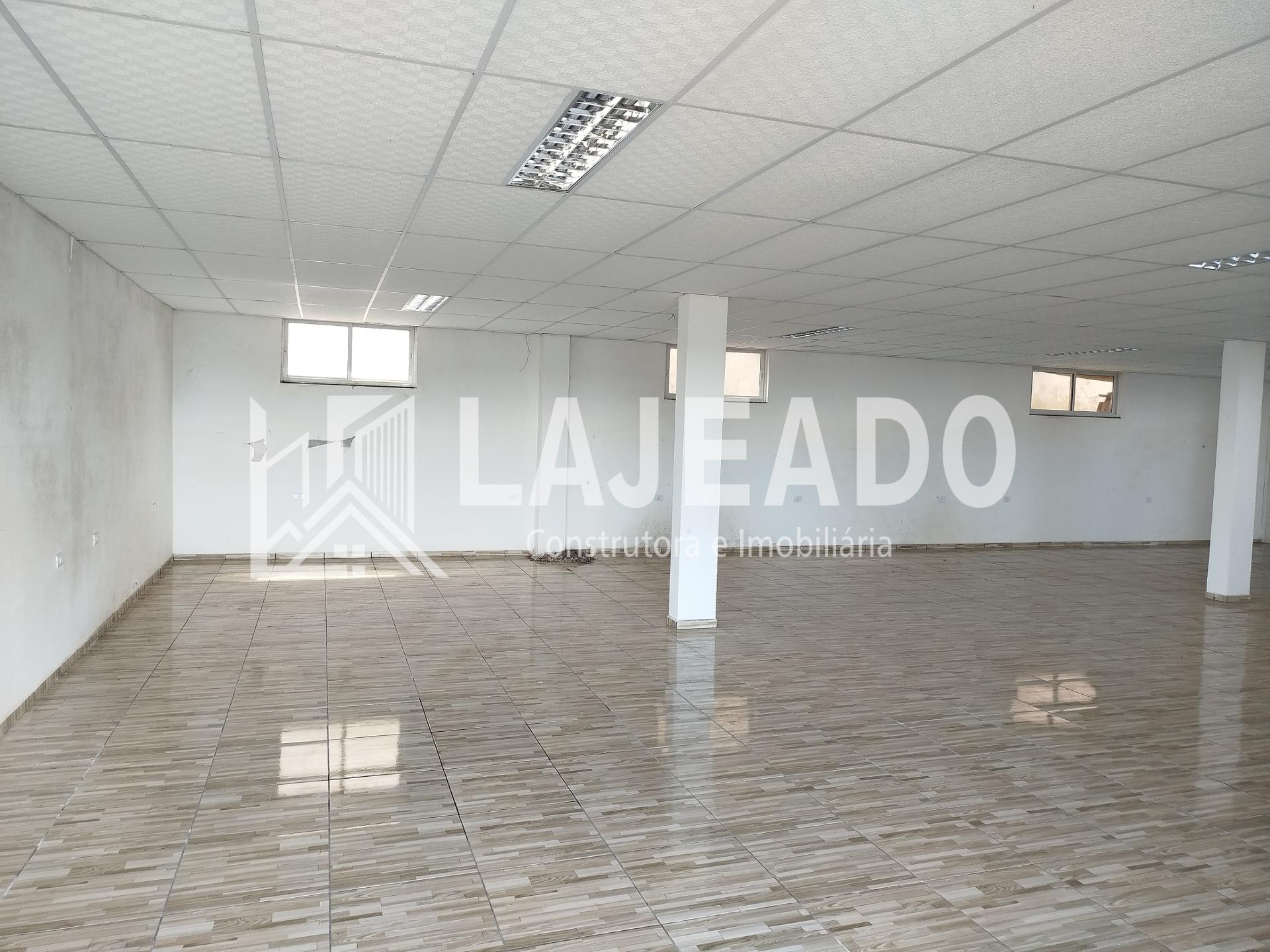 VENDE-SE SALA COMERCIAL, LOTEAMENTO ALTO DA LUZ, DOIS VIZINHOS...