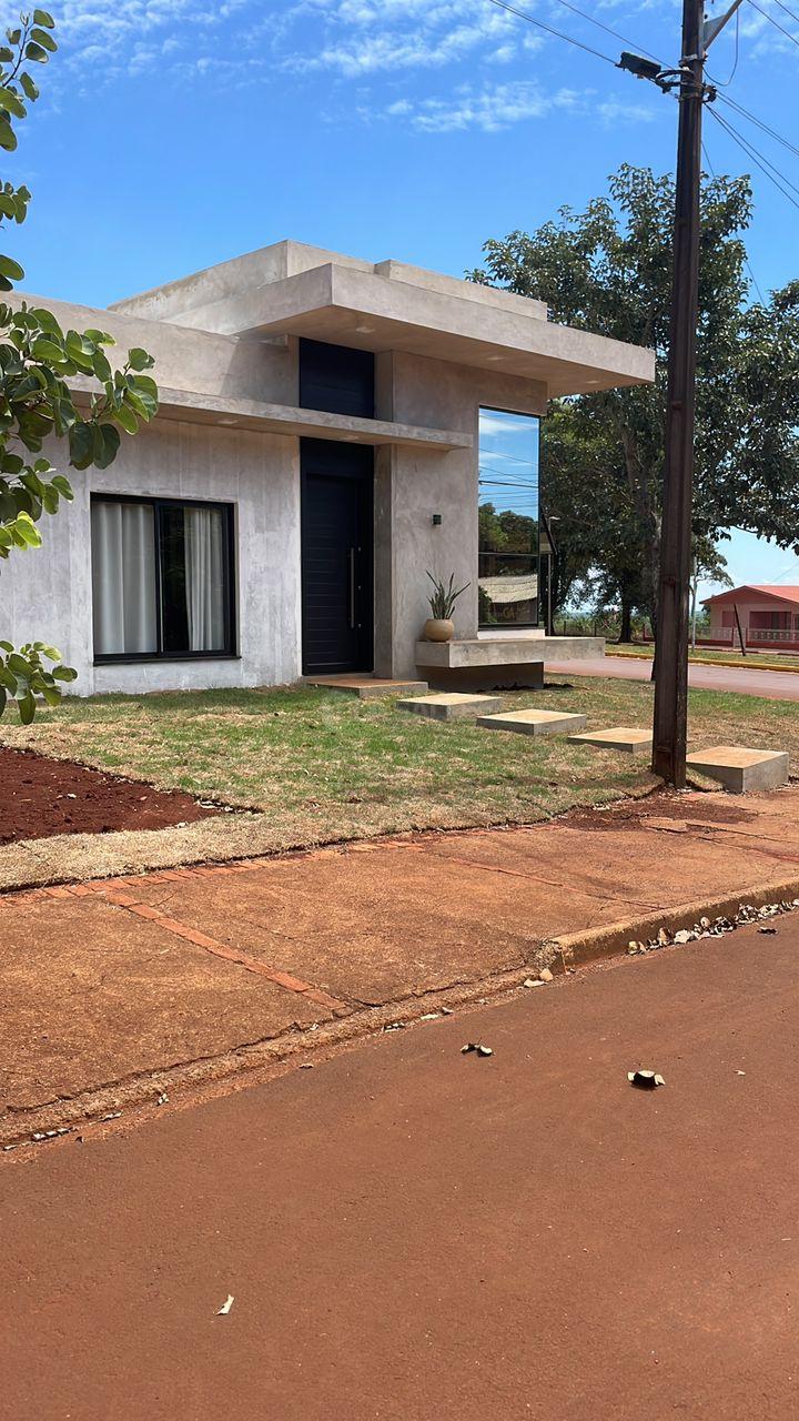 Casa de esquina á venda em São Luiz do Oeste com terreno de 460,85m 