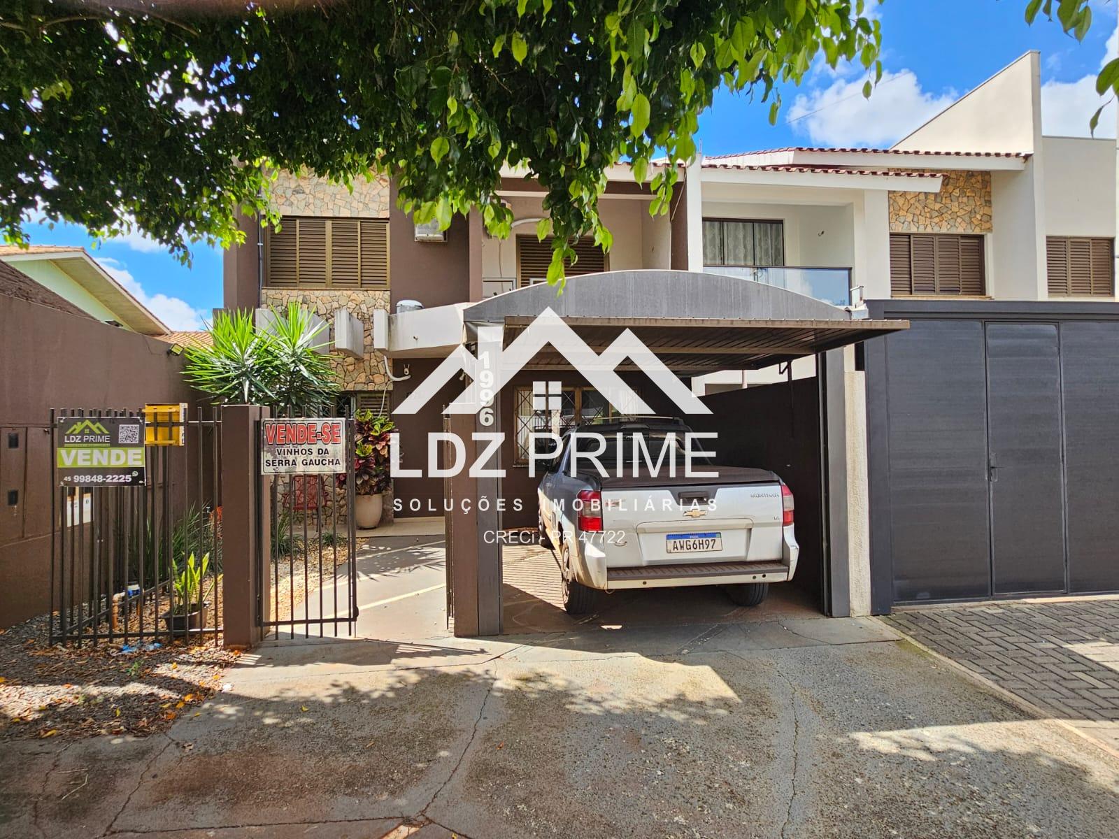 Sobrado  de 112 m  à venda,  no Centro, MEDIANEIRA - PR