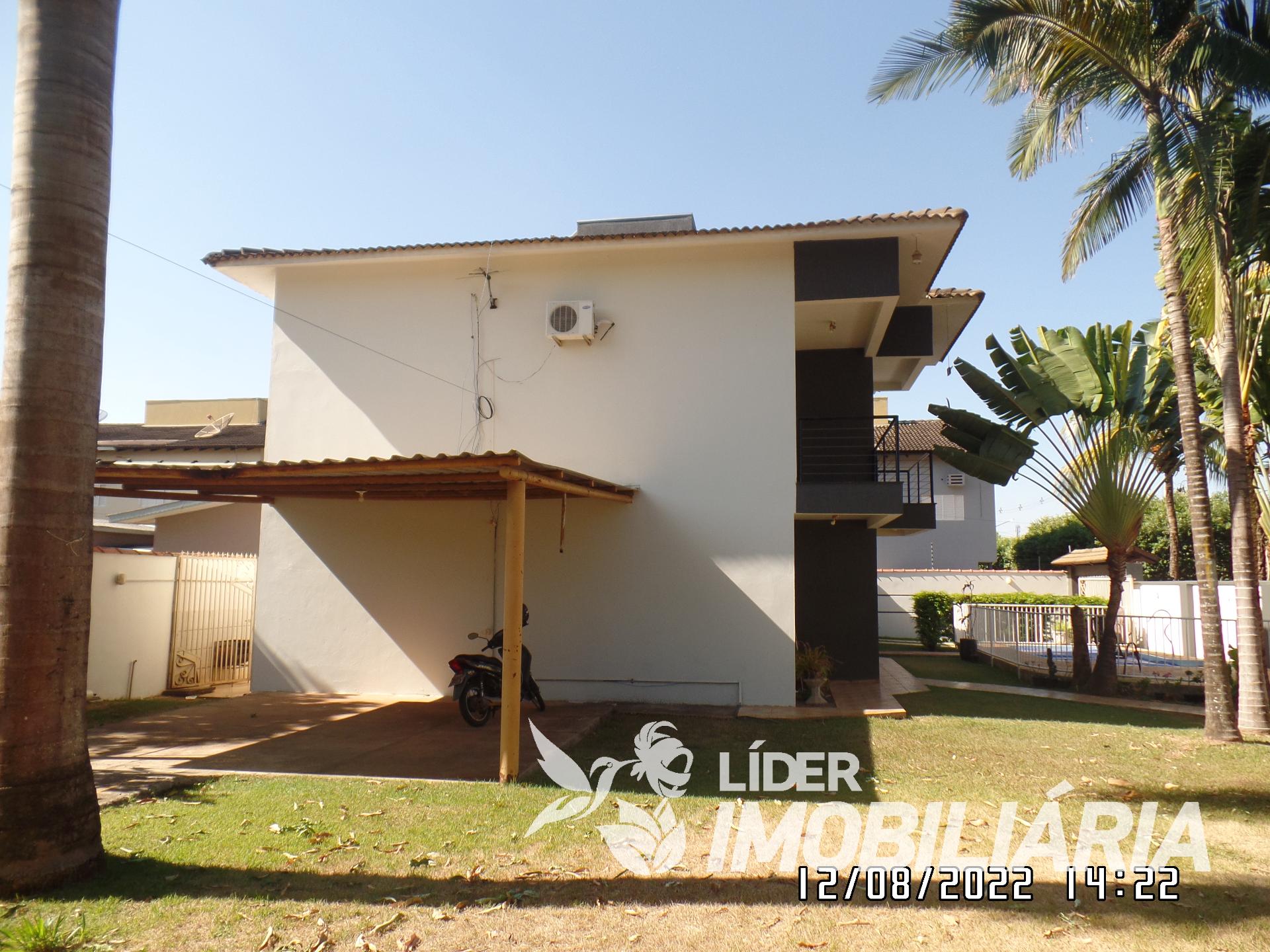CASA À VENDA BAIRRO MENINO DEUS EM LUCAS DO RIO VERDE MT